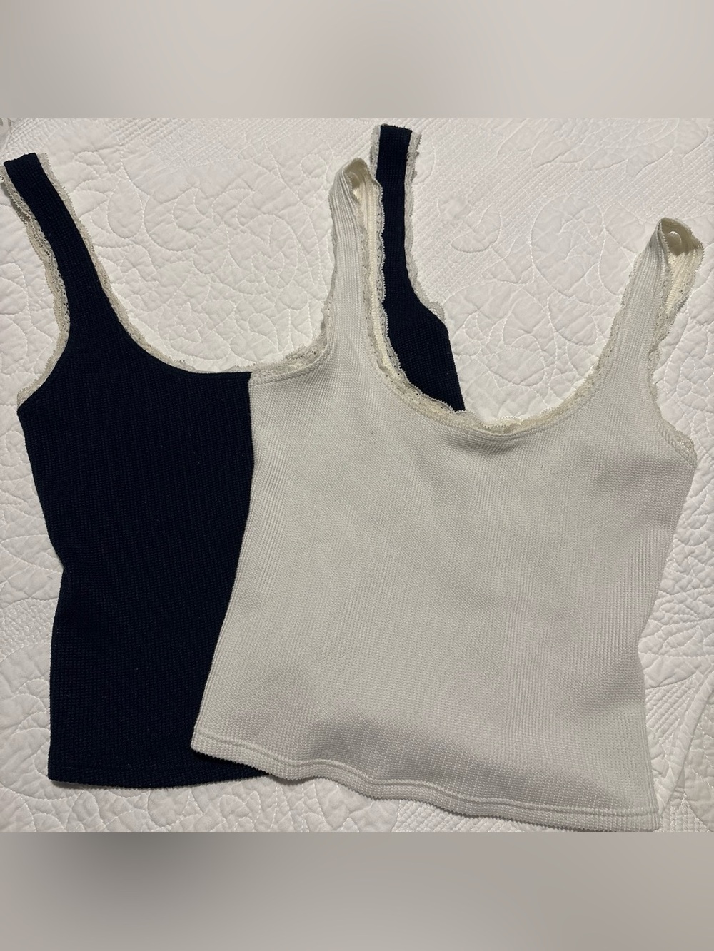 2 Hollister Lace-Trim Tank Top - Navy blue and white